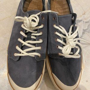 New without tags - REEF leather sneakers